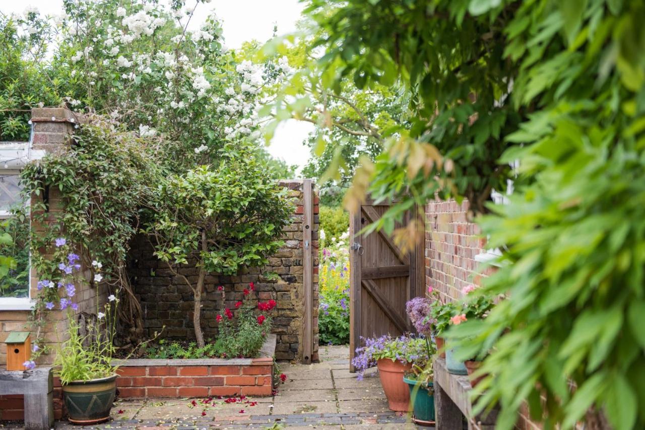 Plum Pudding Stables By Bloom Stays Faversham Esterno foto